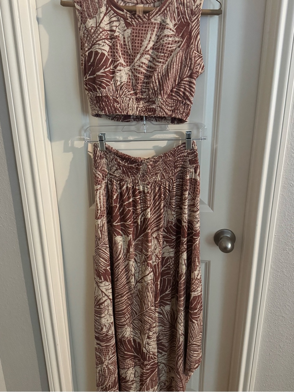 PrettyLittleThing Brown and Cream Tropical Print Skirt Set